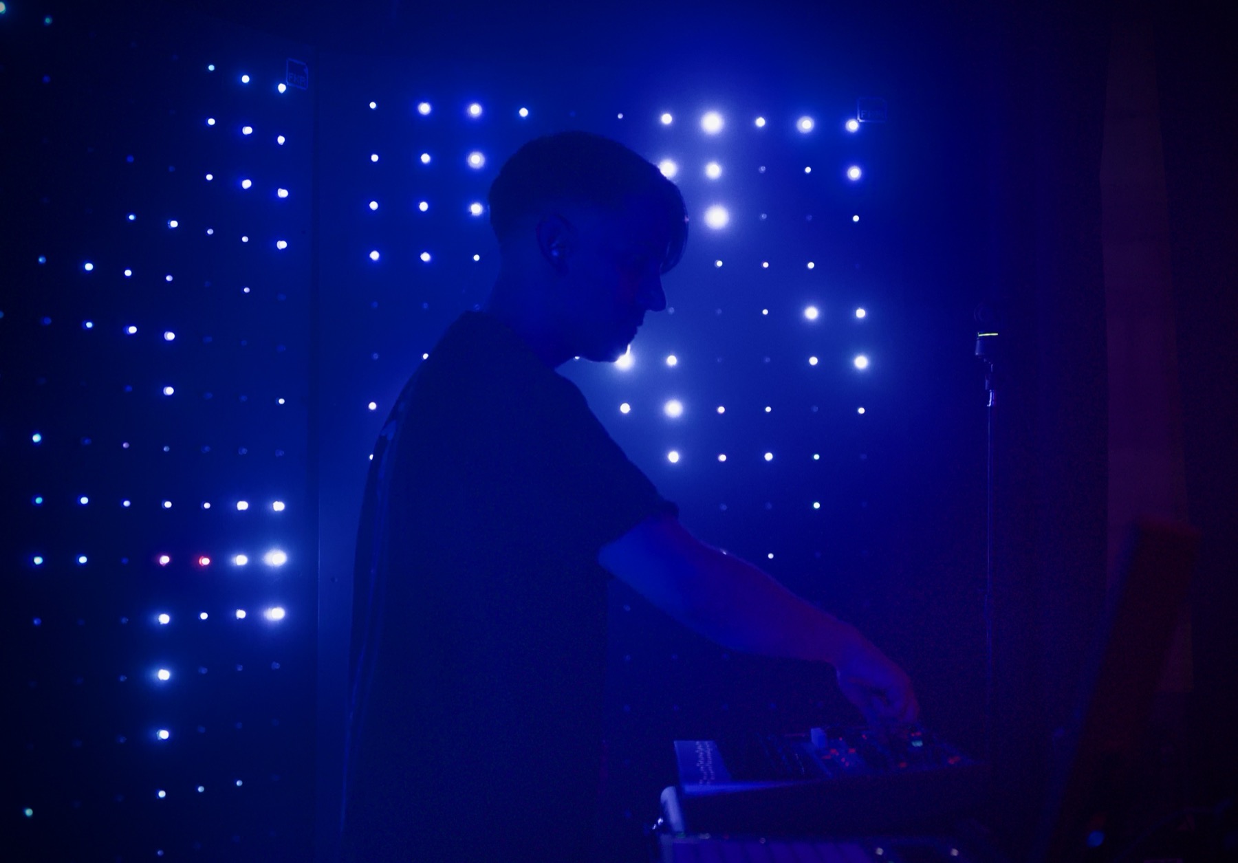 Hexial performing behind modular and controllers with LED grid